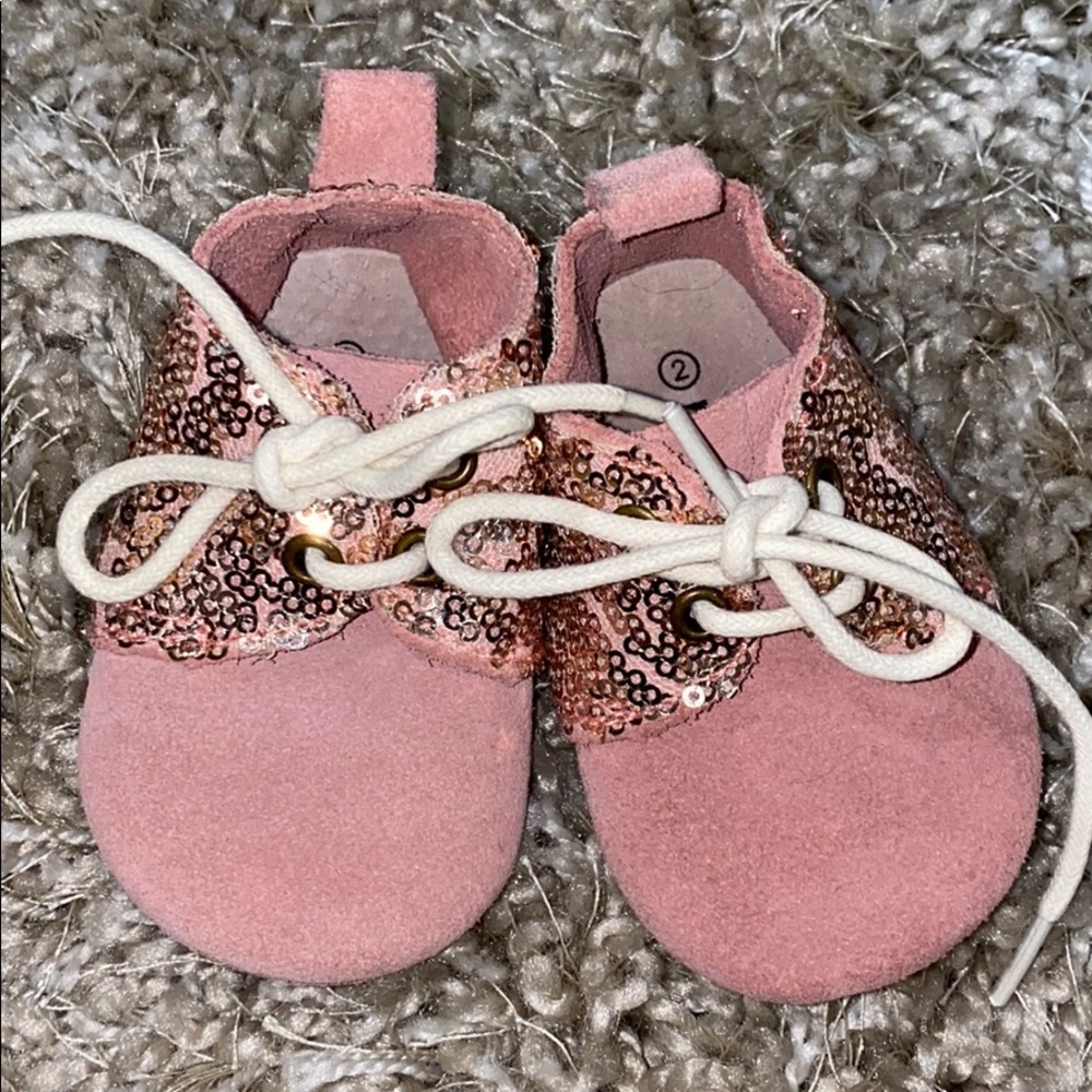 Piper Finn mauve suede oxfords